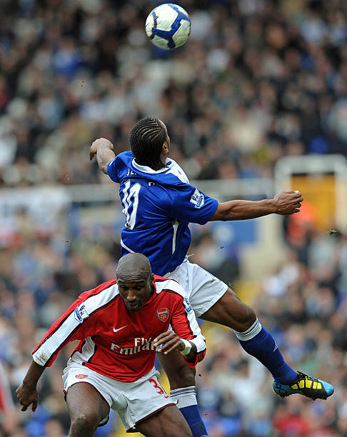 中流砥柱 中流砥柱